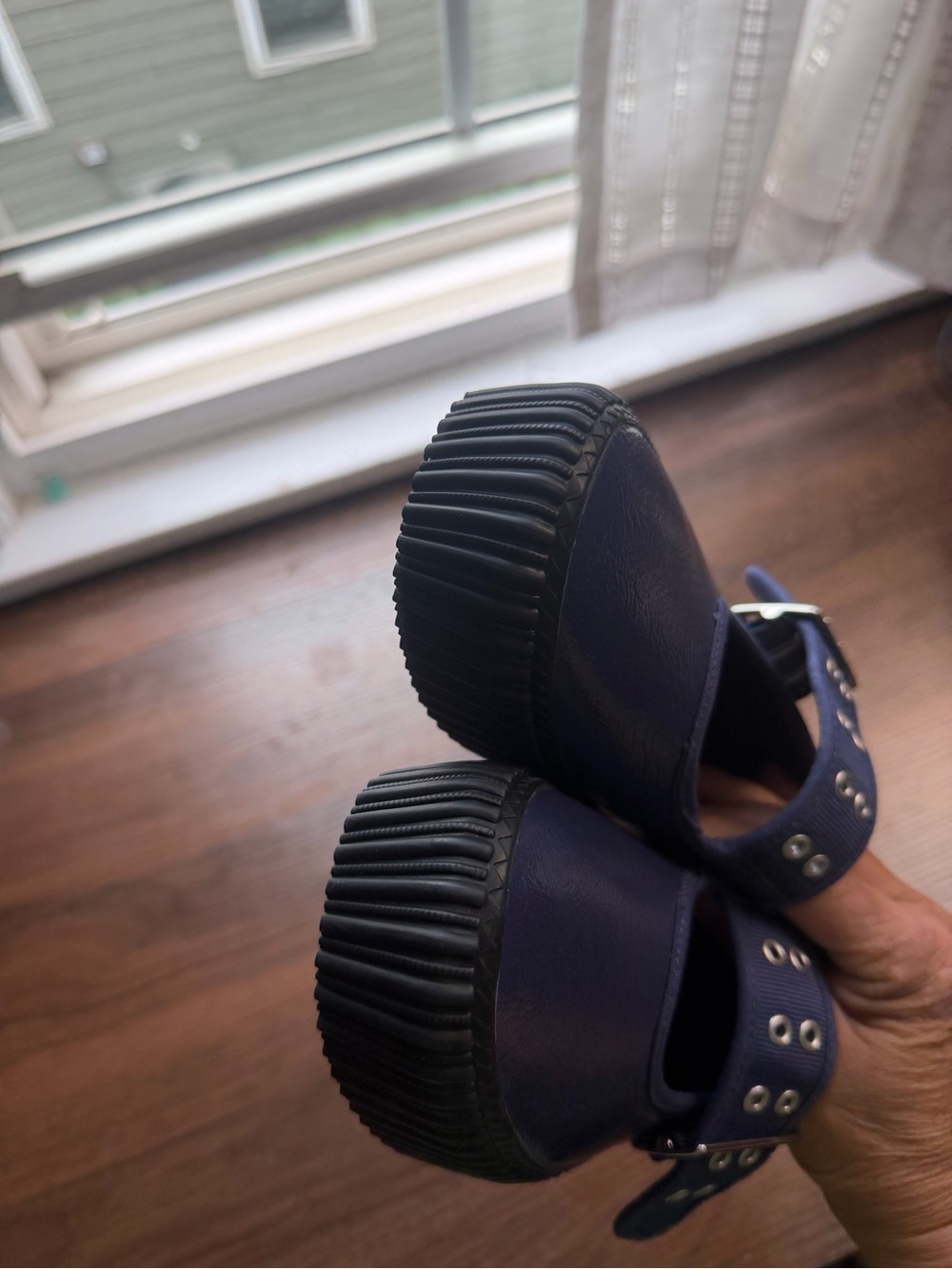 Vans Mary Jane Shoes in Navy - Picture 4 of 6